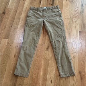 GAP Men's Khaki Chinos